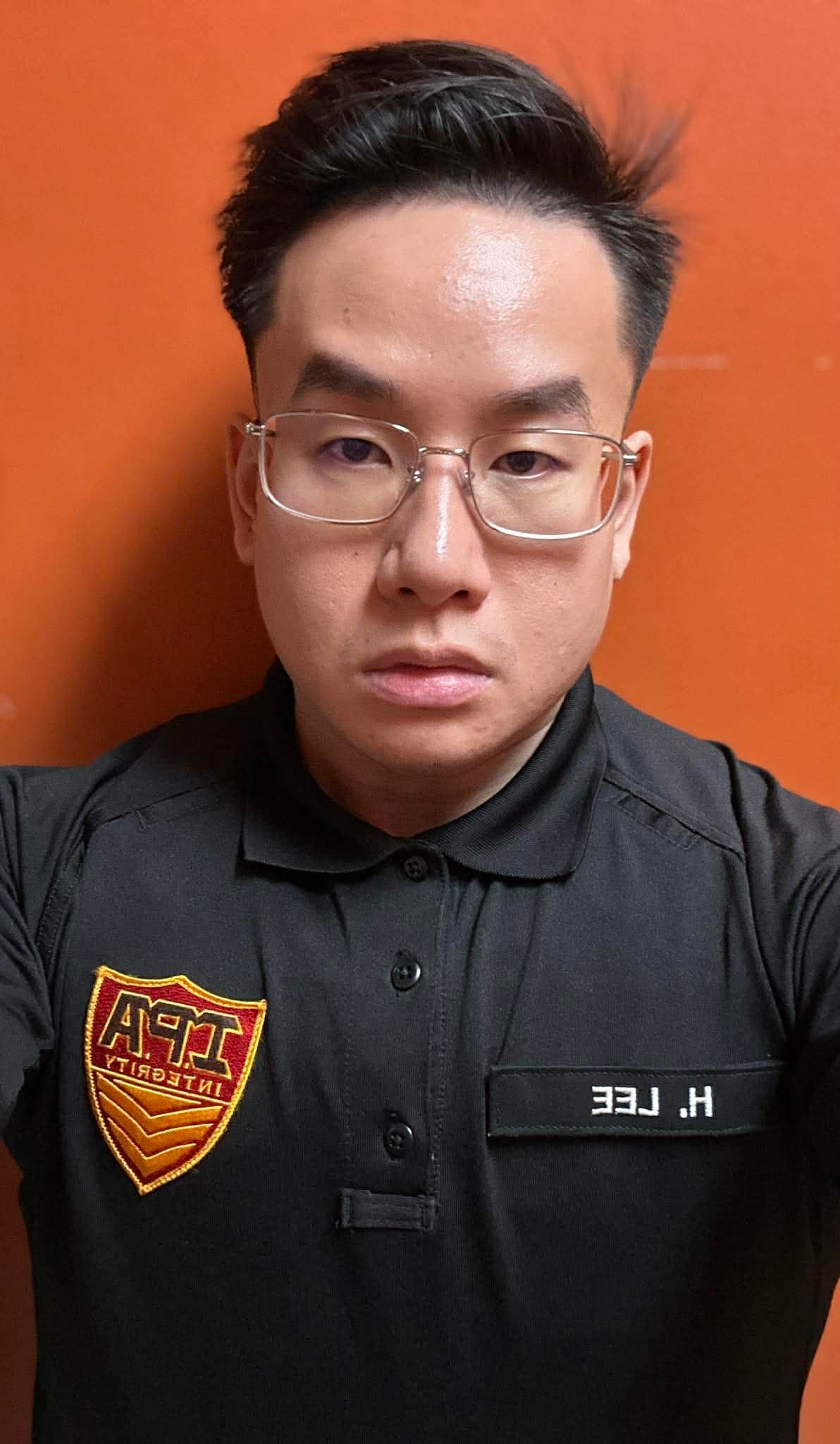 Portrait of Tommy Le, Chief Operating Officer of Integrity Protection Agency