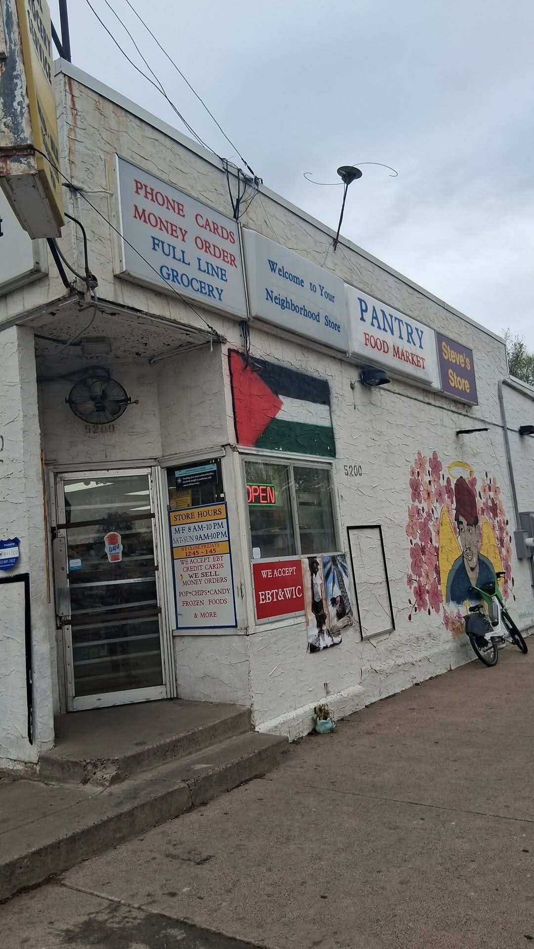 A neighborhood food market in North Minneapolis protected by IPA officers